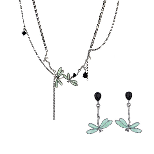 Black Dragonfly Clavicle Necklace