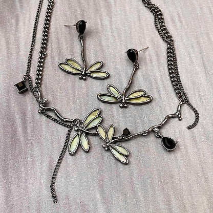 Black Dragonfly Clavicle Necklace