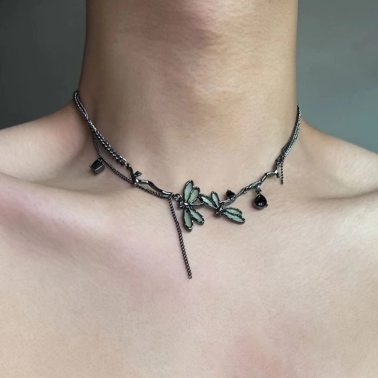 Black Dragonfly Clavicle Necklace