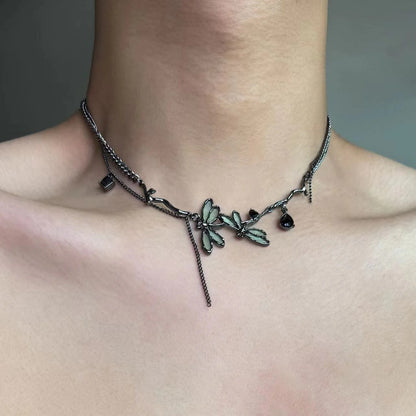 Black Dragonfly Clavicle Necklace